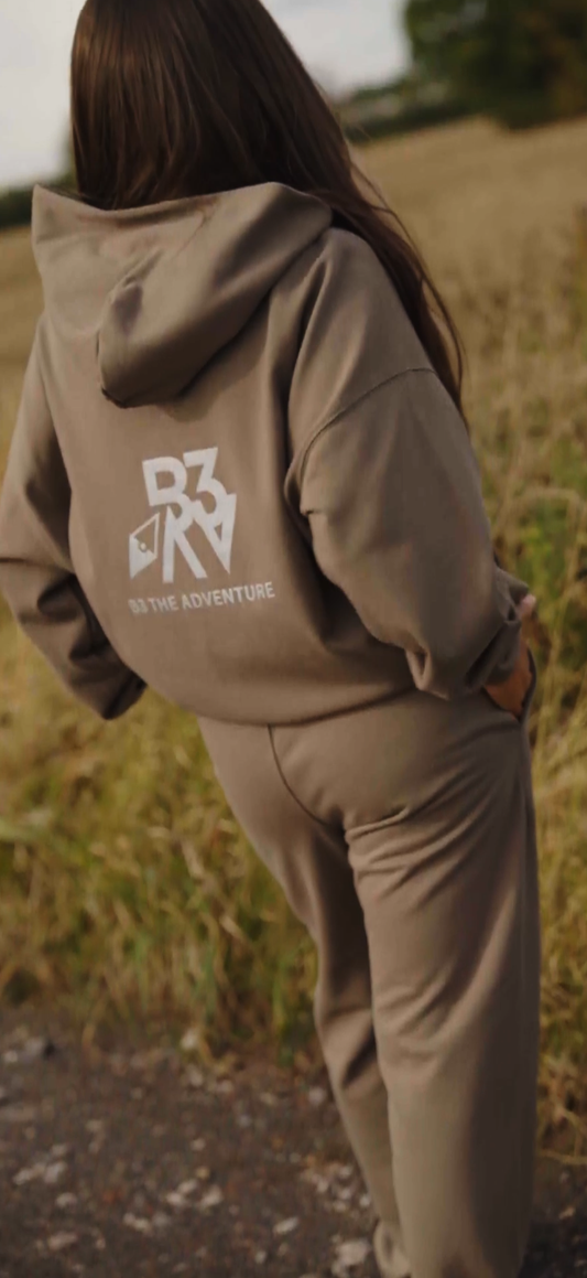 Women's Horizon Tracksuit Hoodie. Sandscape