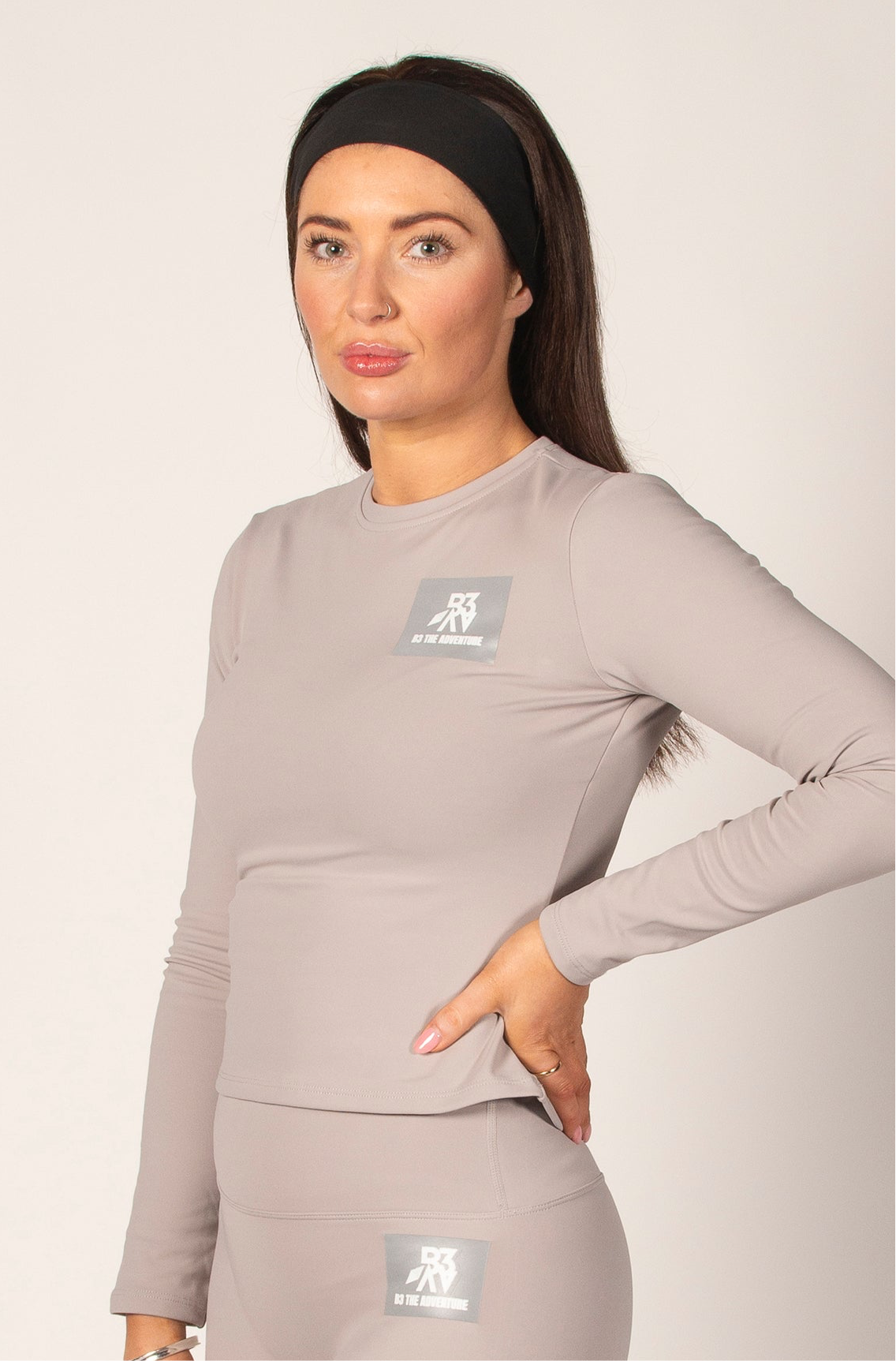 Women's Endeavour Stone Grey Long Sleeve Sports Top