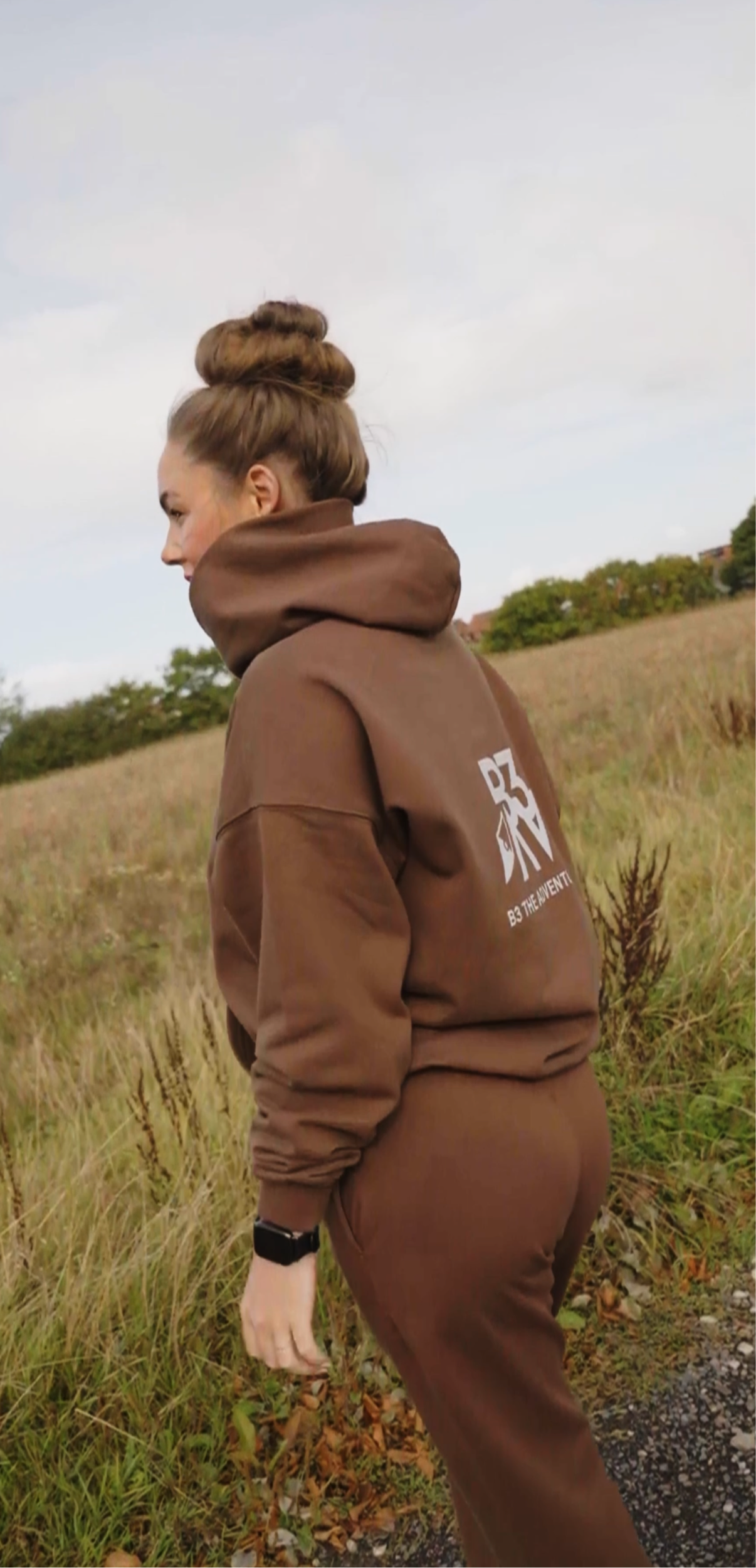 Women’s Horizon Tracksuit Hoodie. Cocoa Ridge