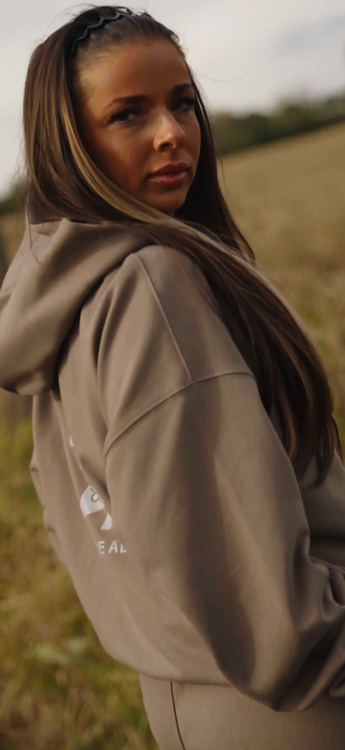 Women's Horizon Tracksuit Hoodie. Sandscape
