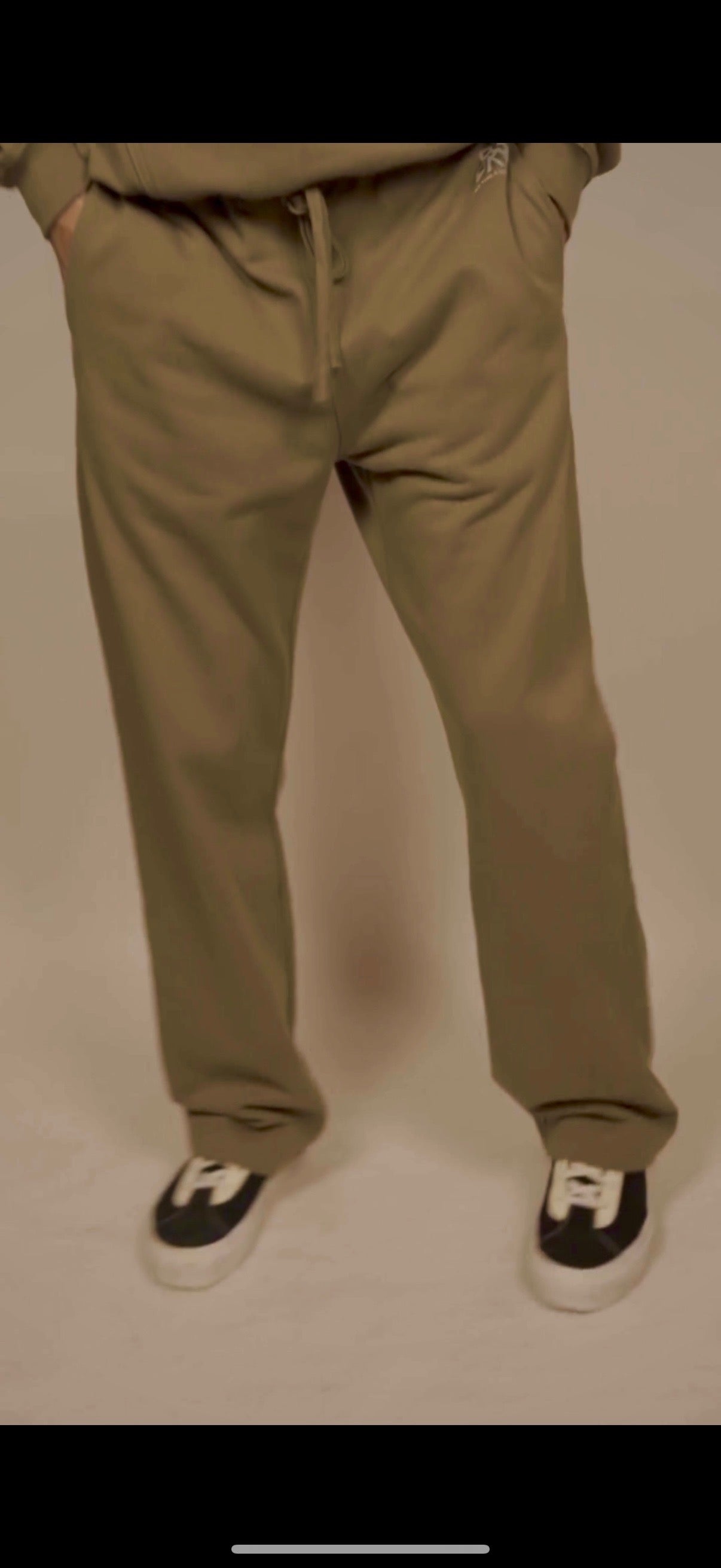 Men's Apex Tracksuit Pants. Sandscape