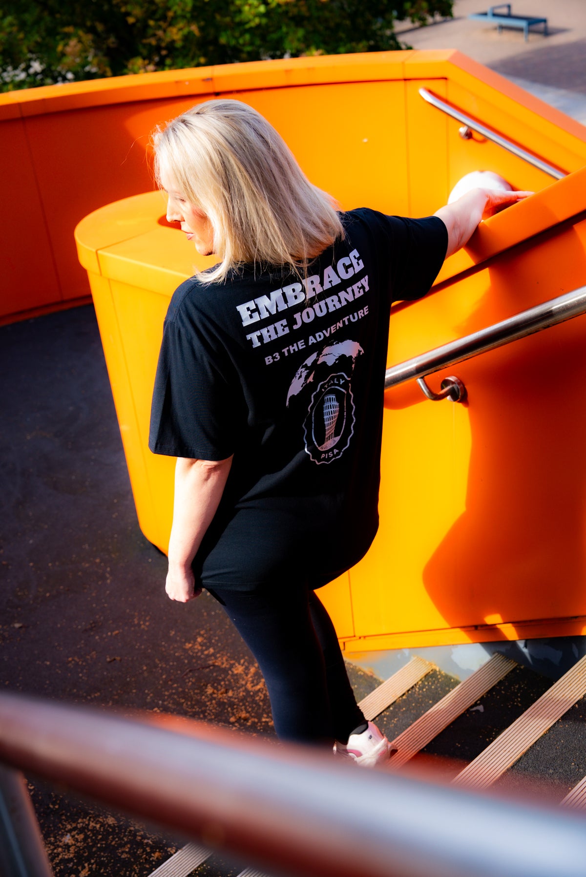 Women's Black UNBOUND // TERRAIN T-SHIRT