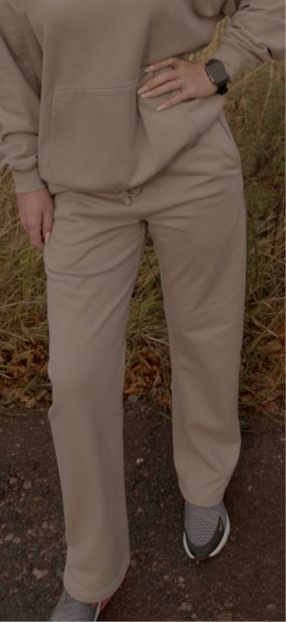 Women's Horizon Tracksuit Pants. Stonepath