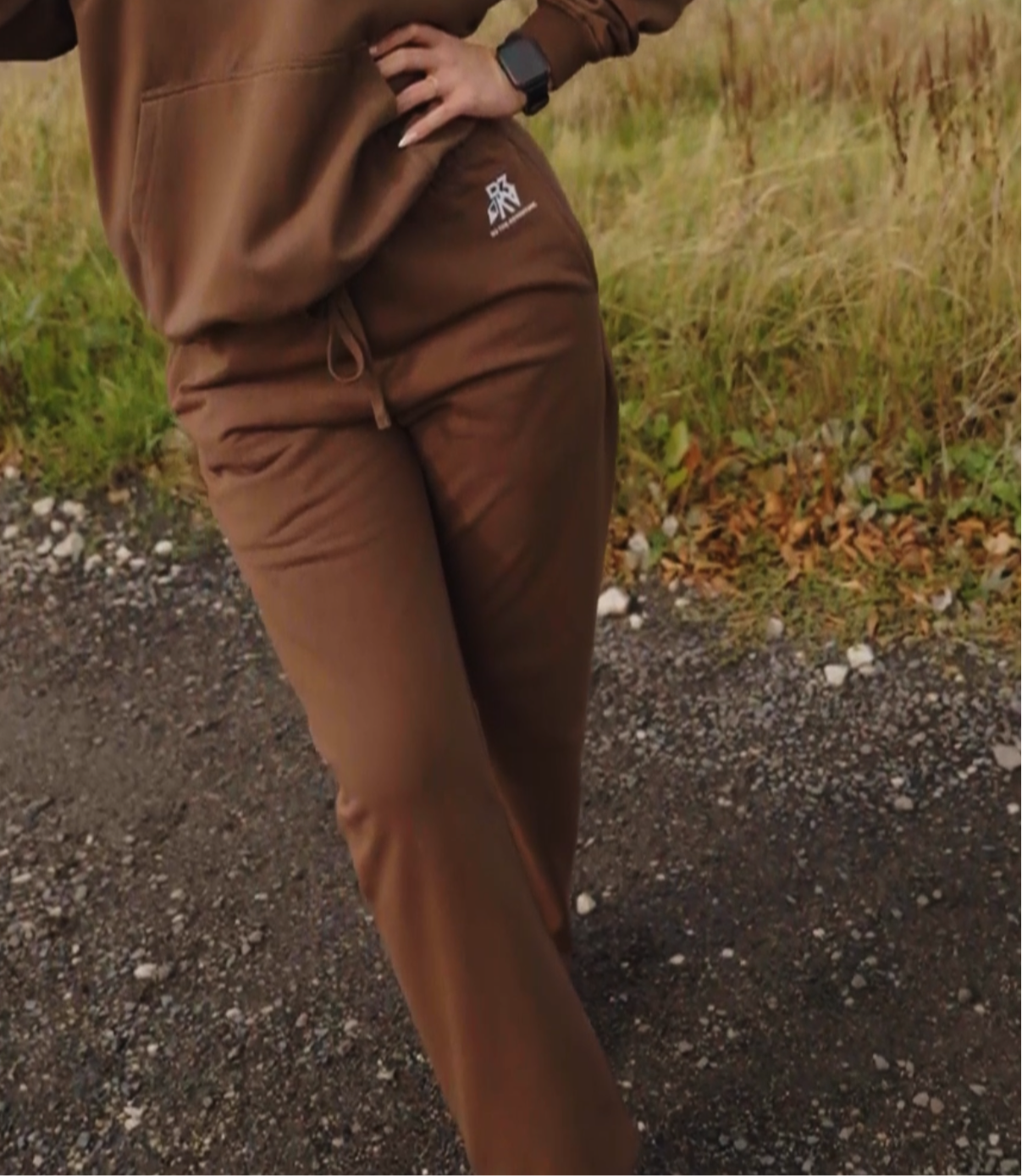 Women's Horizon Tracksuit Pants. Cocoa Ridge