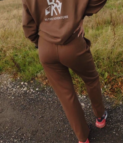 Women's Horizon Tracksuit Pants. Cocoa Ridge