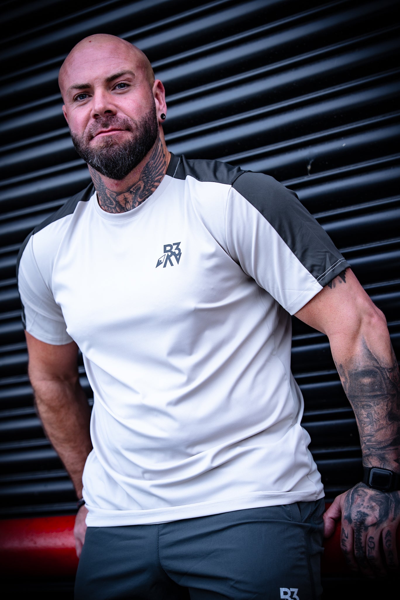 Men's Stone Ivory UNBOUND // SPHERE T-SHIRT