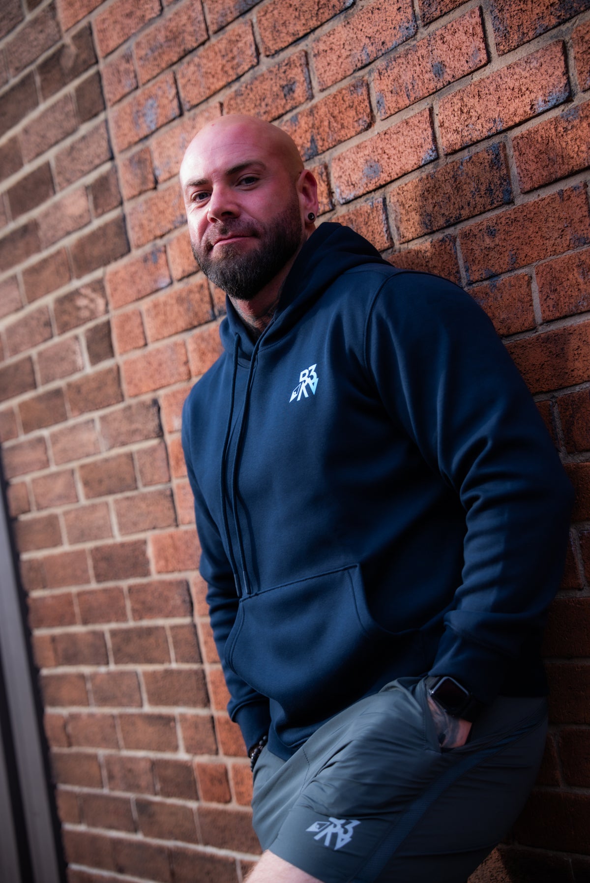 Men's UNBOUND // VECTOR NAVY HOODIE