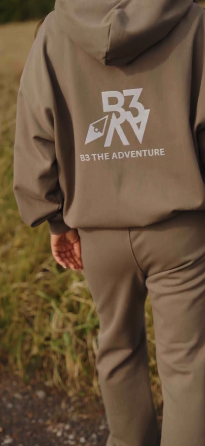 Women's Horizon Tracksuit Pants. Sandscape